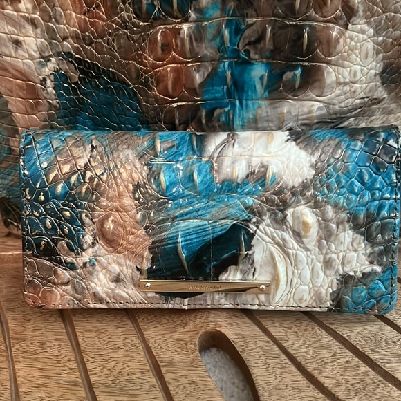 Brahmin Bird of Paradise Handbag and Walet - Picture 11 of 14